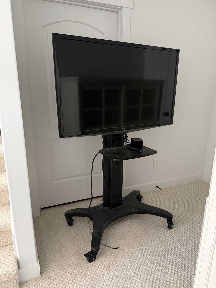 50” Toshiba Smart TV on Rolling Cart Stand
