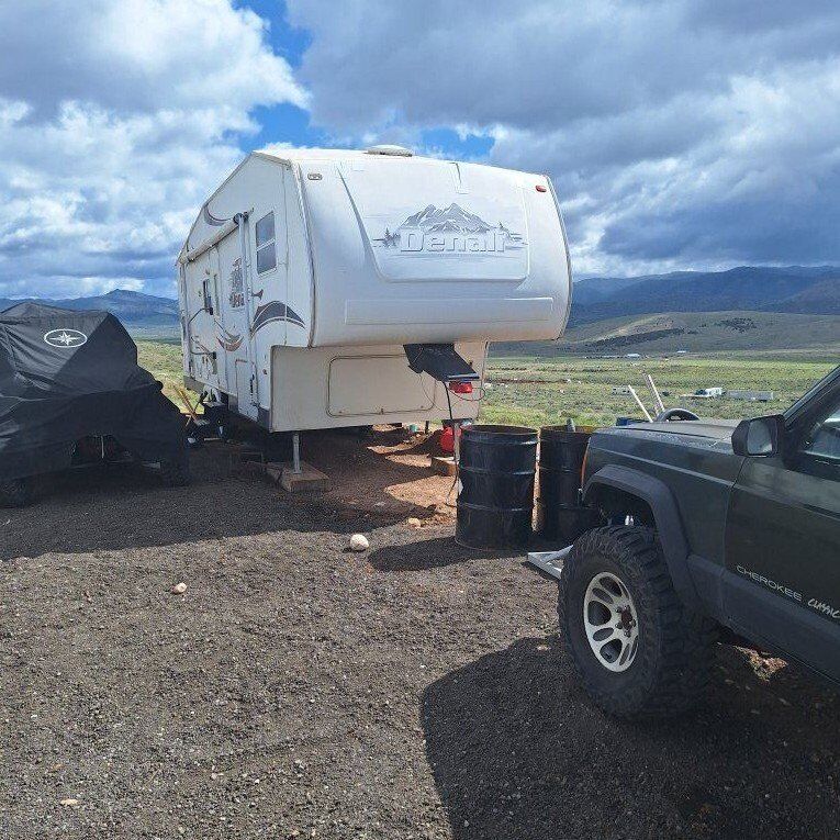 2005 Denali 5th wheel trade for dump trailer