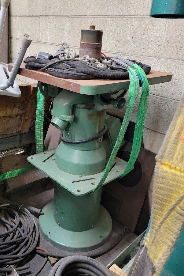 Max Manufacturing Oscillating Spindle Sander