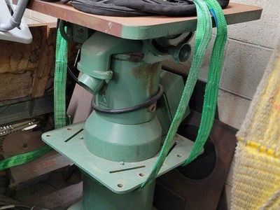 Max Manufacturing Oscillating Spindle Sander