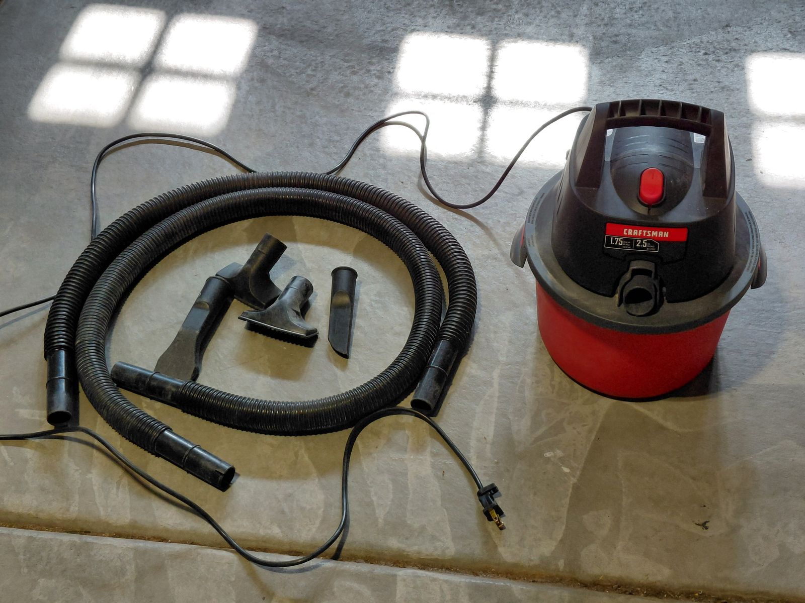 Craftsman Shop Vac, 1.75 Peak HP, 2.5 gal