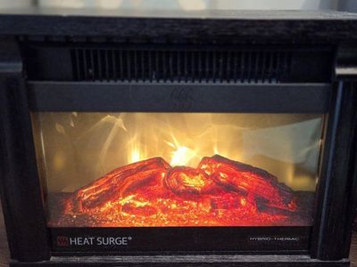 Heat Surge Hybrid-Thermic Electric Fireplace Black