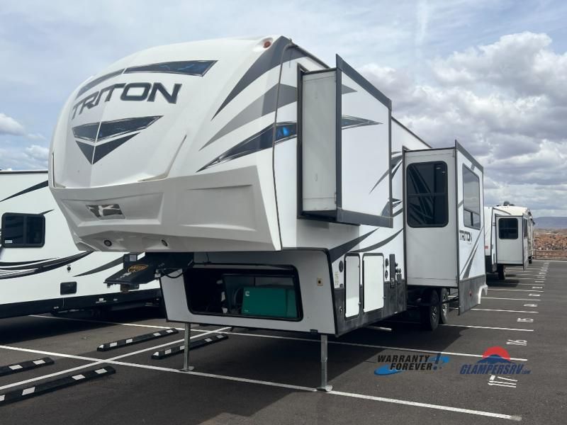 Used 2019 Dutchmen RV Triton 3561