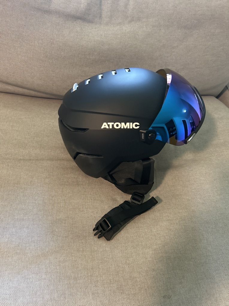 Ski Helmet With Integrated Visor