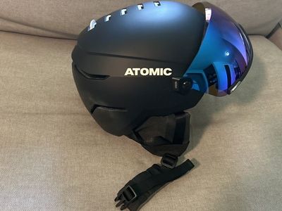 Ski Helmet With Integrated Visor