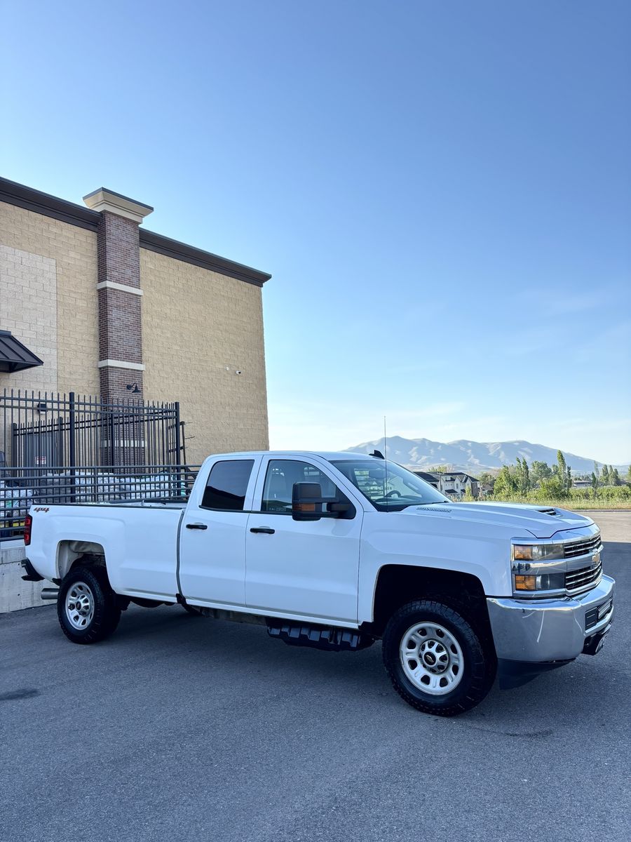 2017 Chevrolet Silverado 3500HD LT