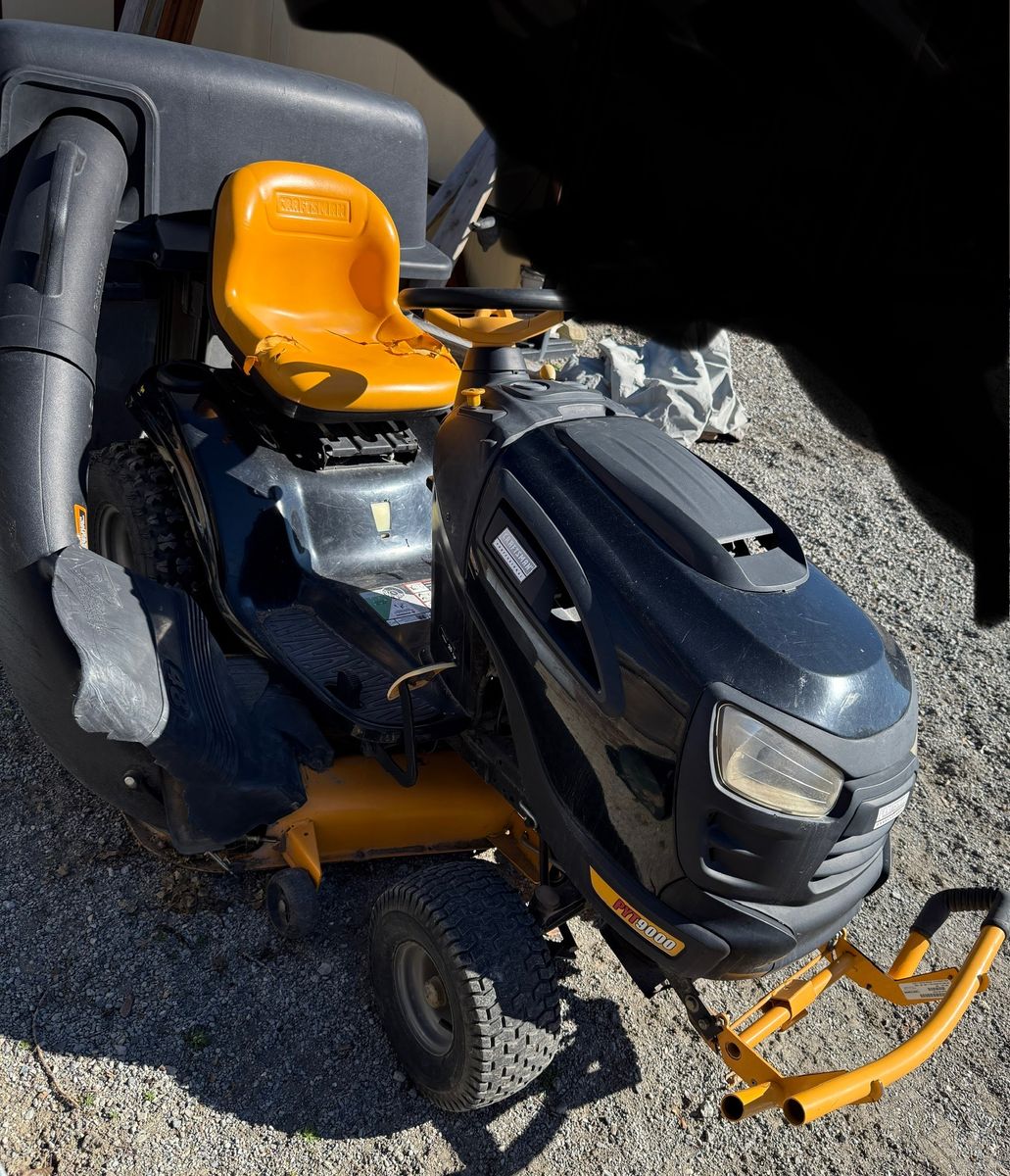 Craftsman Riding Mower Tractor