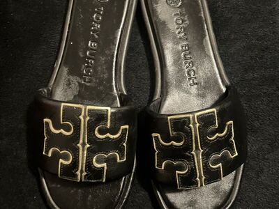Tory BUrch Sandals Size 6