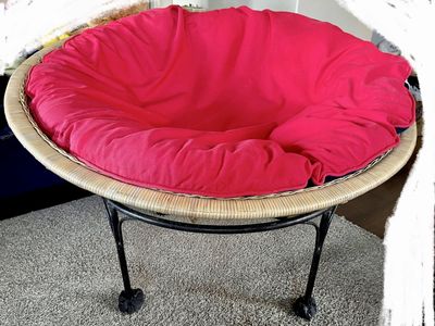 Wicker Rattan Papasan Chair with Red Cushion - Round Bowl Design, Black Metal Frame