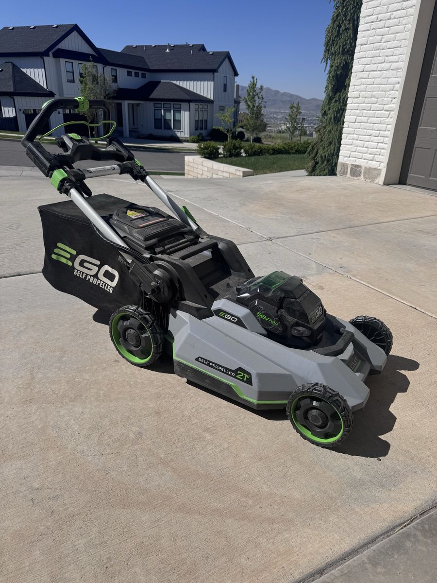 EGO Power+ Select Cut 21" Self-Propelled 56V ARC Lithium Lawn Mower