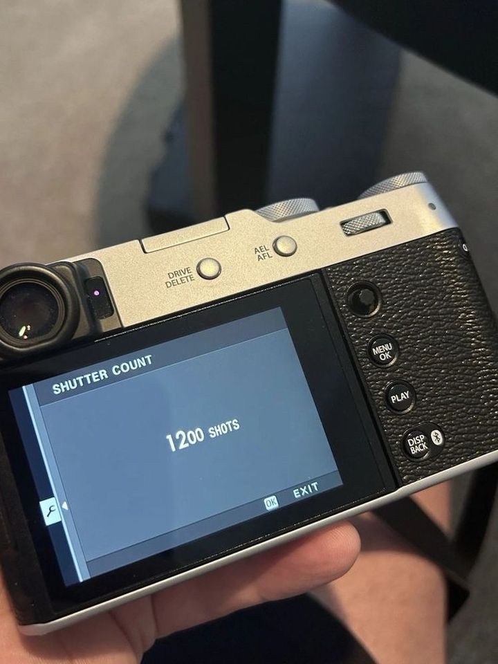 Main image 11