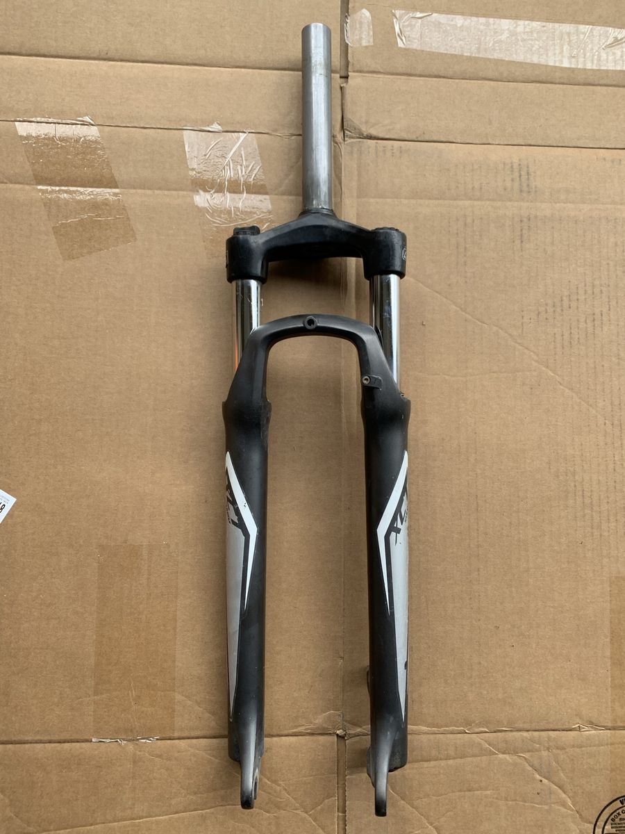 SR Suntour XCT 29" Disc Suspension Fork EXCELLENT CONDITION