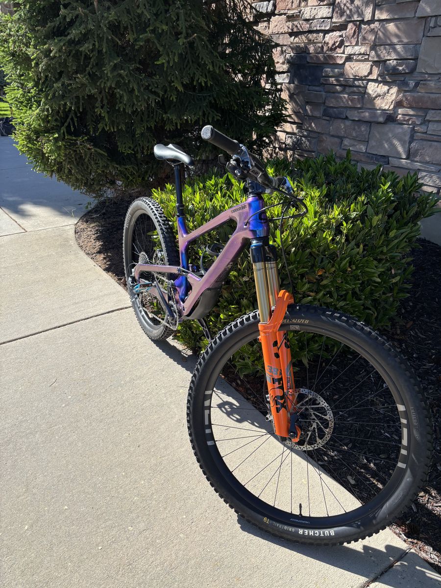 2024 Carbon Fiber Cannondale Jekyll (Large). Selling for Parts.