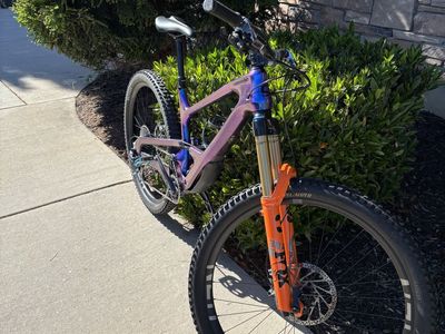 2024 Carbon Fiber Cannondale Jekyll (Large). Selling for Parts.