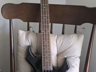 BC Rich warlock platinum bass