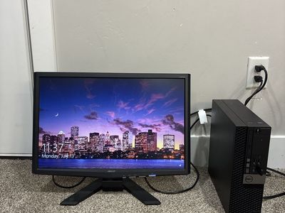 Dell OptiPlex 3040 Desktop PC with Acer Monitor & Intel Core i5 Processor