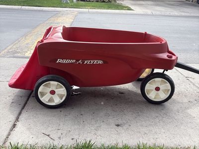 Radio Flyer Wagon