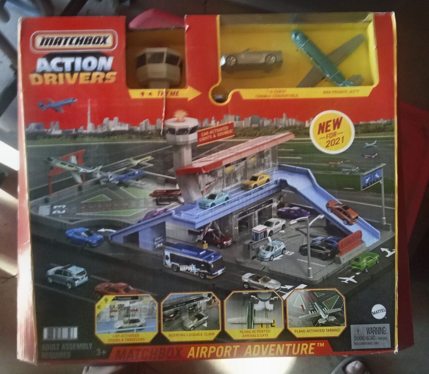 Matchbox Action Drivers Airport Adventure Playset - Car-Activated Lights & Sounds - New for 2021
