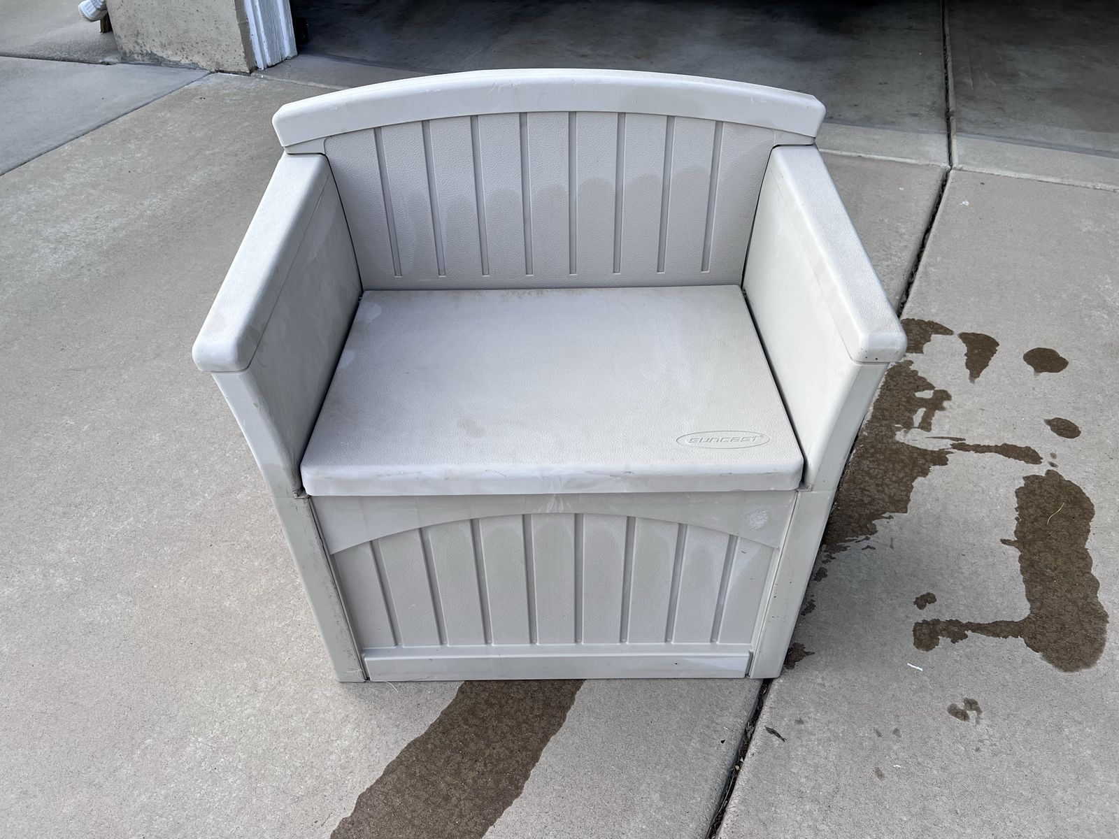 Suncast Outdoor Storage Bench - Beige Resin Deck Box, Durable All-Weather Patio Seat