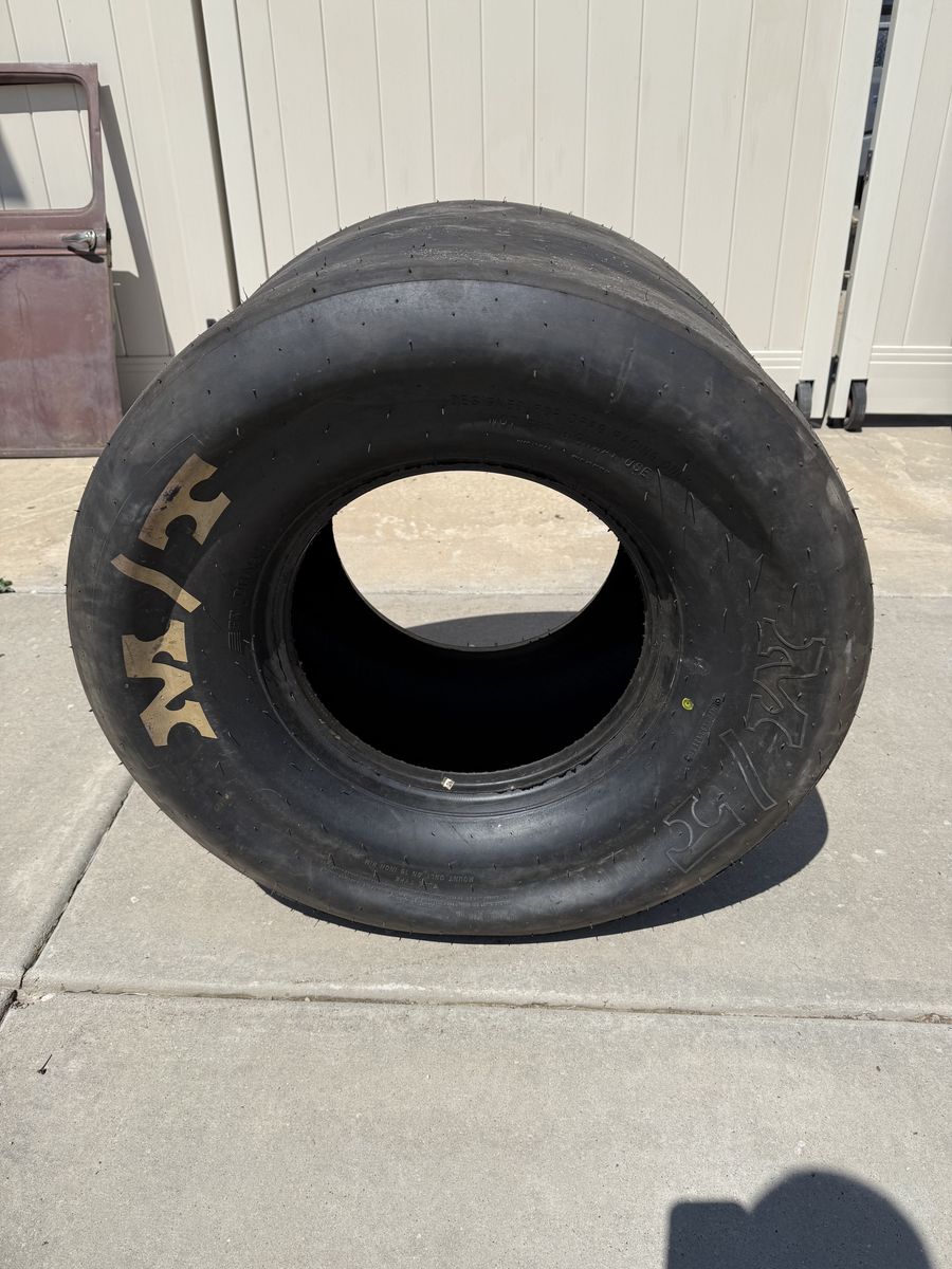 33.5/16.5x16 Mickey Thompson Drag Slick