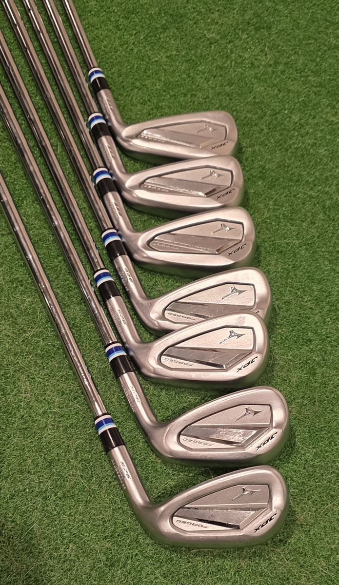 Mizuno JPX 925 Forged Golf Club Iron Set (5-G)