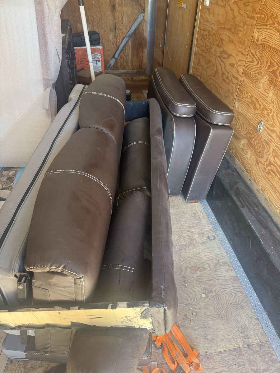 Rv Jack-knife couch