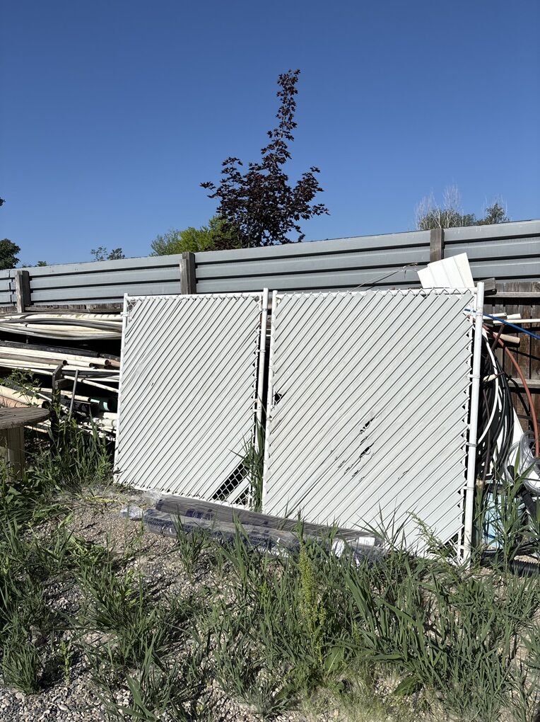 2 , 5 ' 1 X 6' Chain-Link Gates