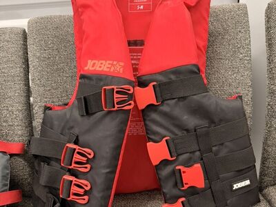 Life Vests / PFDs - Various Sizes and Brands