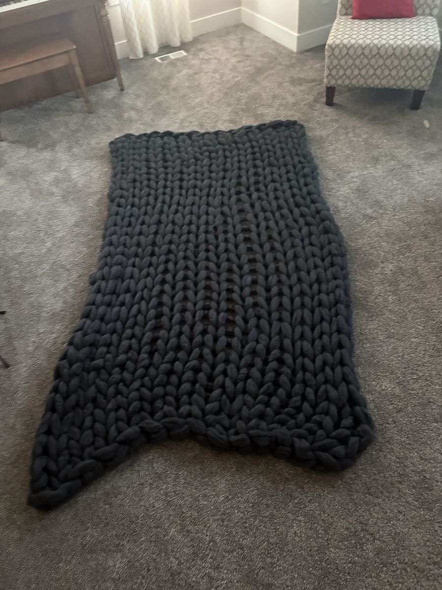 Big black blanket for said decorative exquisite,