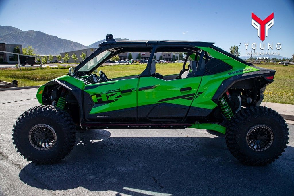 2026 Kawasaki Teryx®4 H2 Deluxe eS