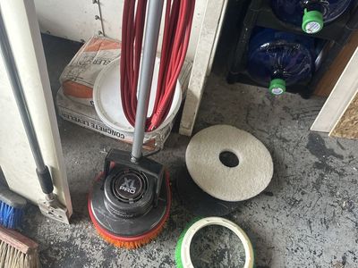 Oreck XL Floor Scrubber