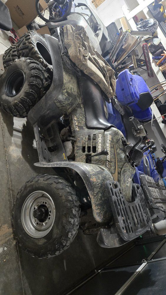 2001 Polaris Magnum 325 4x4