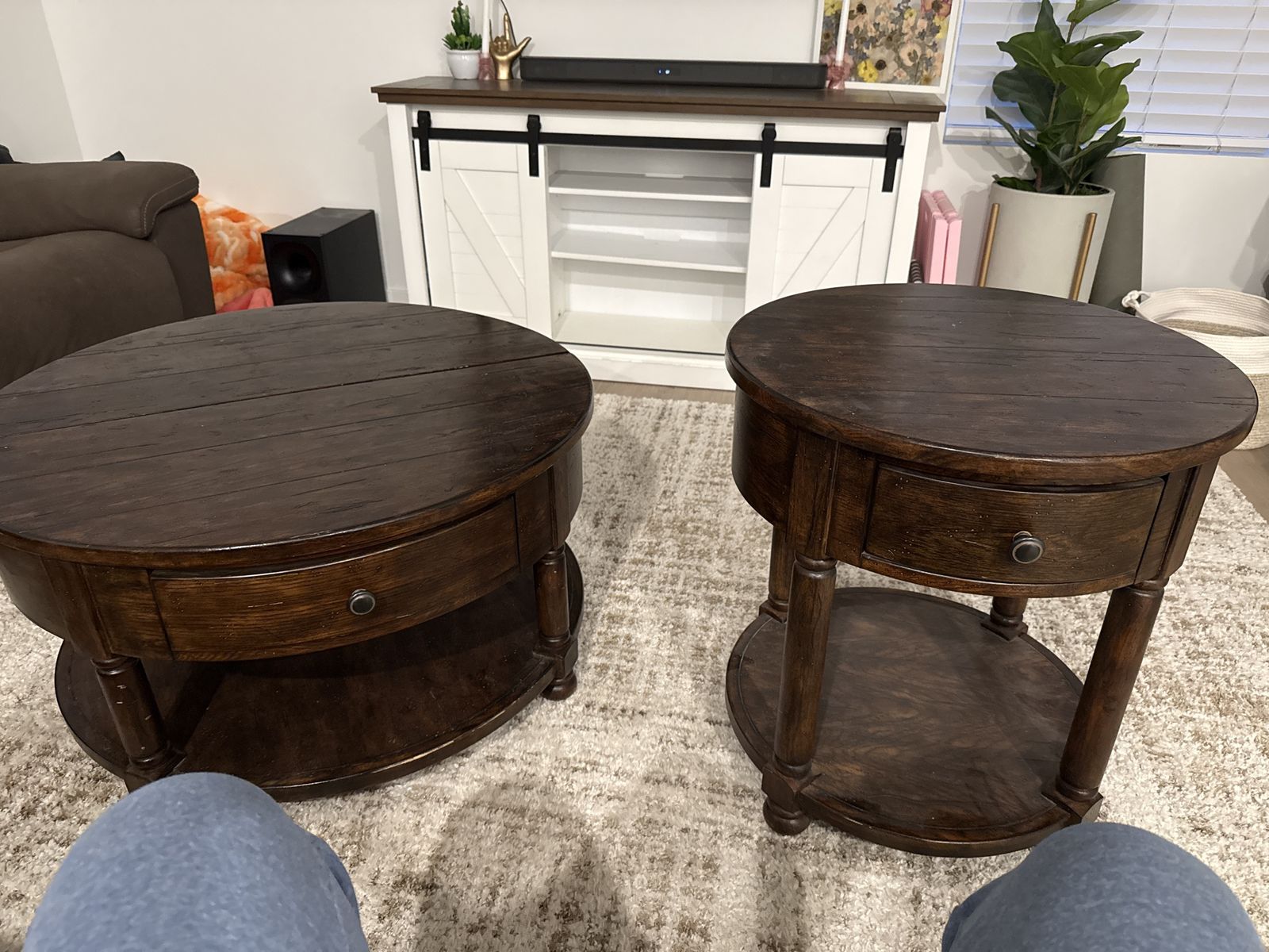 Fold up coffee table. And end table