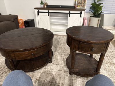 Fold up coffee table. And end table