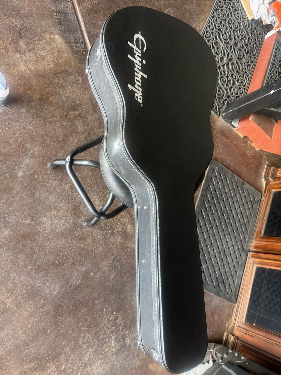 Epiphone Acoustic Guitar Hard Shell Case - Black, for Dreadnought Guitars