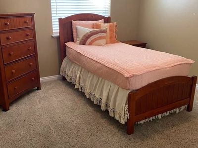 Twin Bed, Mattress, Box Springs & Bedding