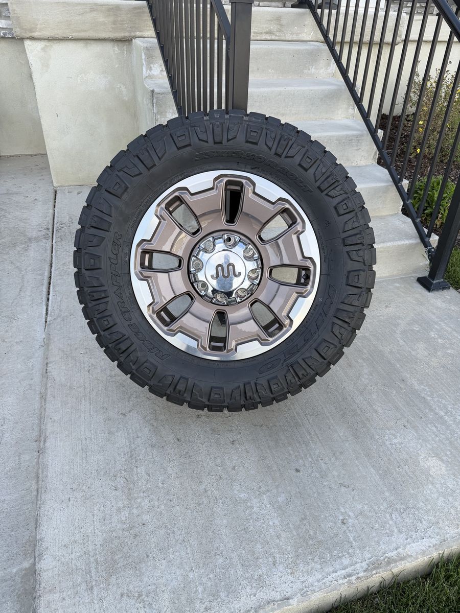 Ford F350 King Ranch Rims and Tires 35/12.50R20 Nitto Ridge Grappler Load F
