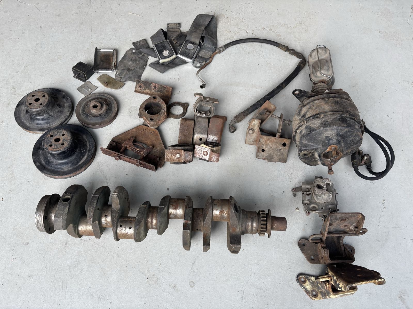 Used Ford Vehicle Parts Lot - Crankshaft, Pulleys, Seatbelts, Brake Booster, Hinges, Brackets