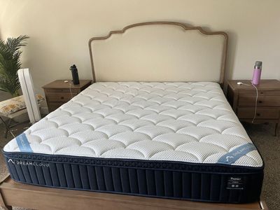 The DreamCloud Premier, King Mattress, Like New, Perfect Condition