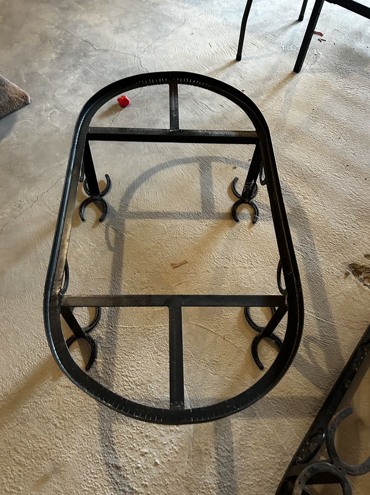 Custom Horse Shoe Trough stand