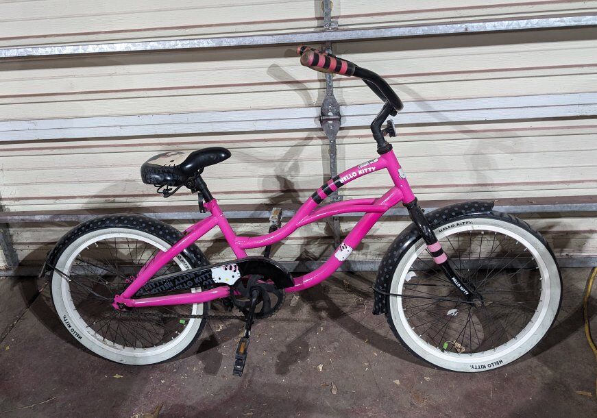 hello kitty bicycle