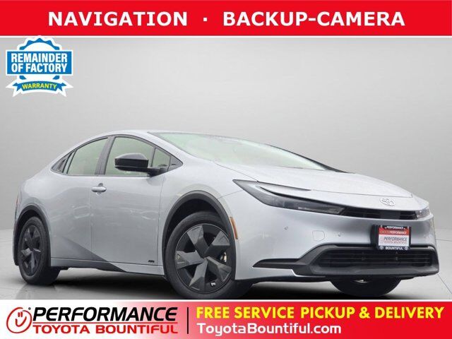 2024 Toyota Prius LE