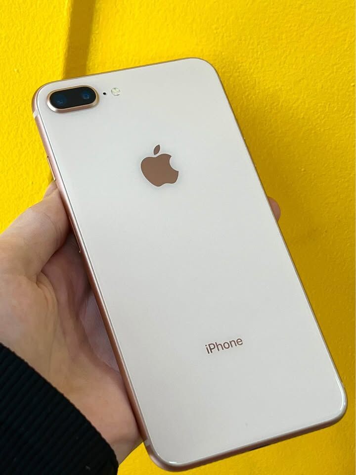 iPhone 8+ 64GB - Unlocked