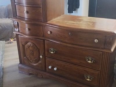 Vintage Oak Dresser with Vanity Mirror & Tall Chest Drawers - Carved Wood Details