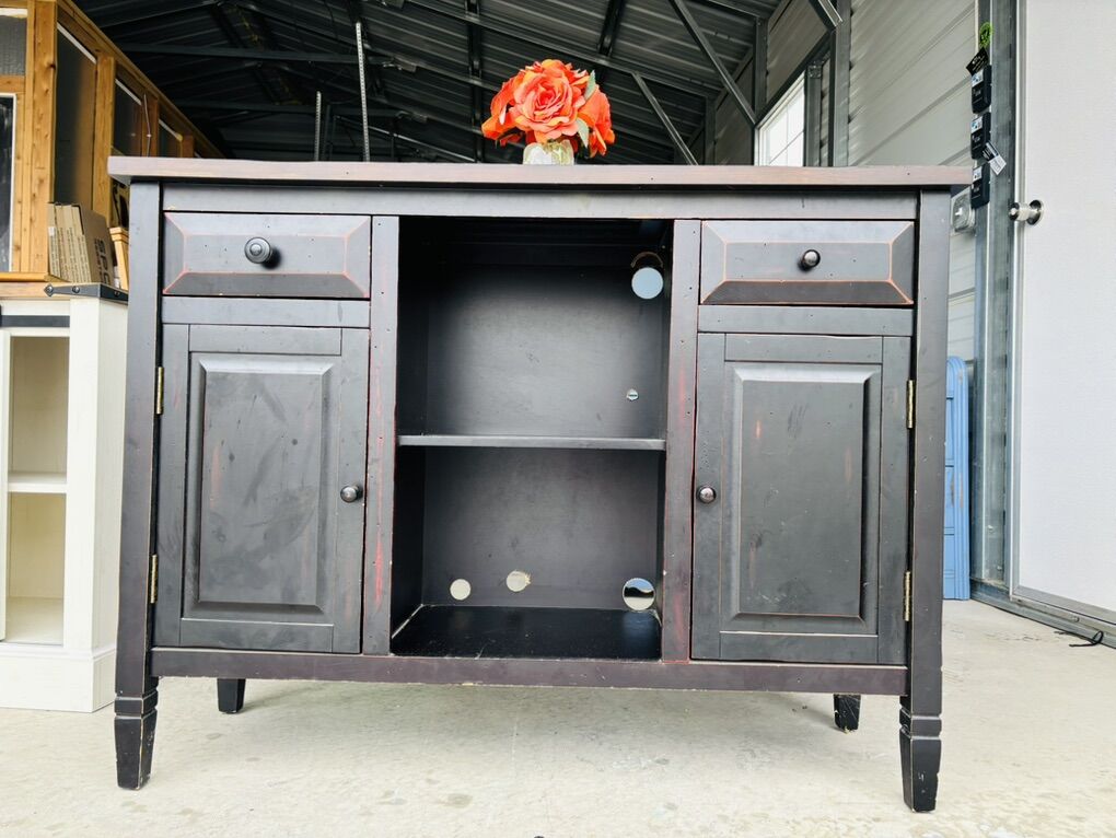 Entryway TaBle Or Tv Stand