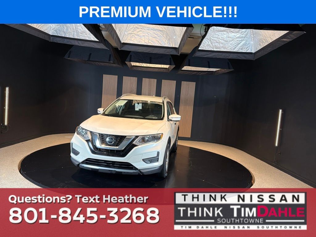2018 Nissan Rogue SV