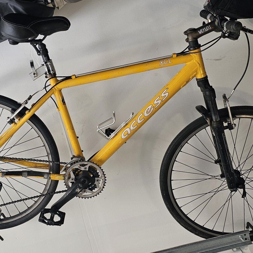 Access XCL 18" frame road tires Shimano Components