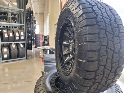 Fuel Covert 20x10 Wheels & 35” Tires – Duramax Silverado/Sierra 2500HD 3500HD
