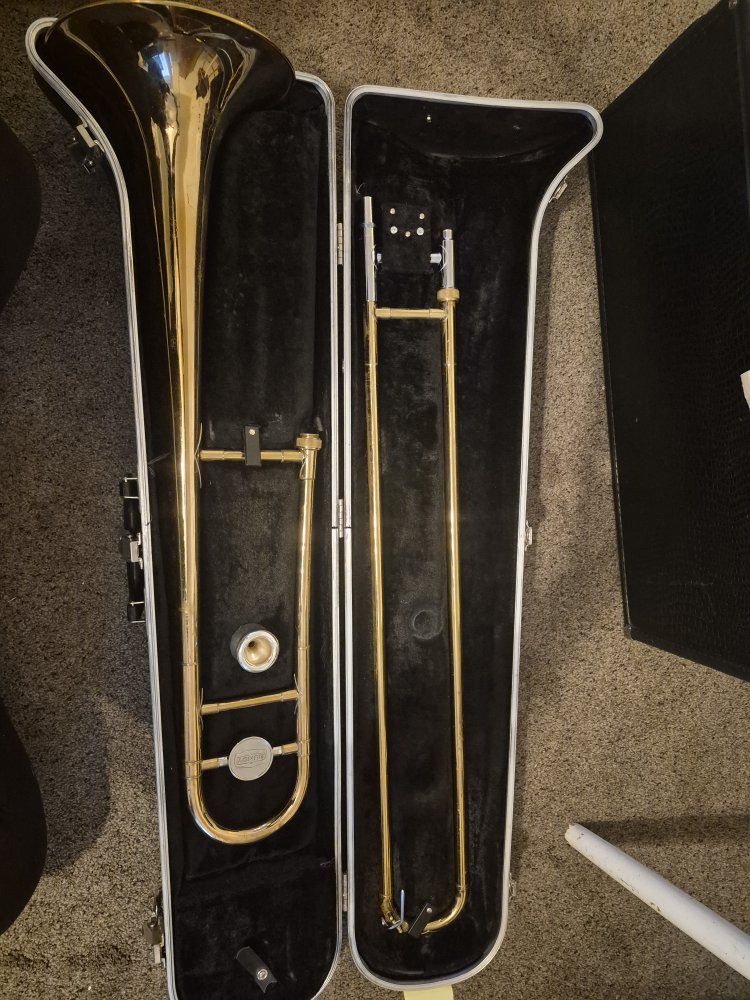 Bundy Trombone with Guarantee 