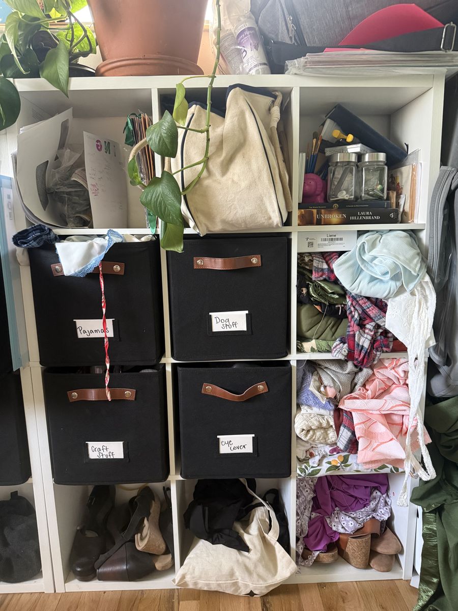 White shelves 